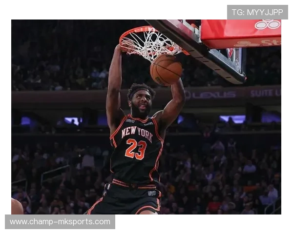 罗宾逊纽约篮板震撼登场，引领篮球新风尚