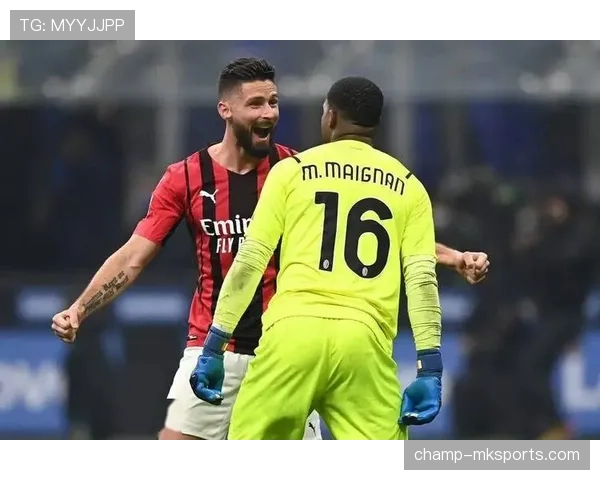 吉鲁转型记：从禁区猛兽到全能战术支点的华丽蜕变