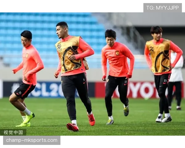 广州队欠薪问题圆满解决，球员状态回升引关注